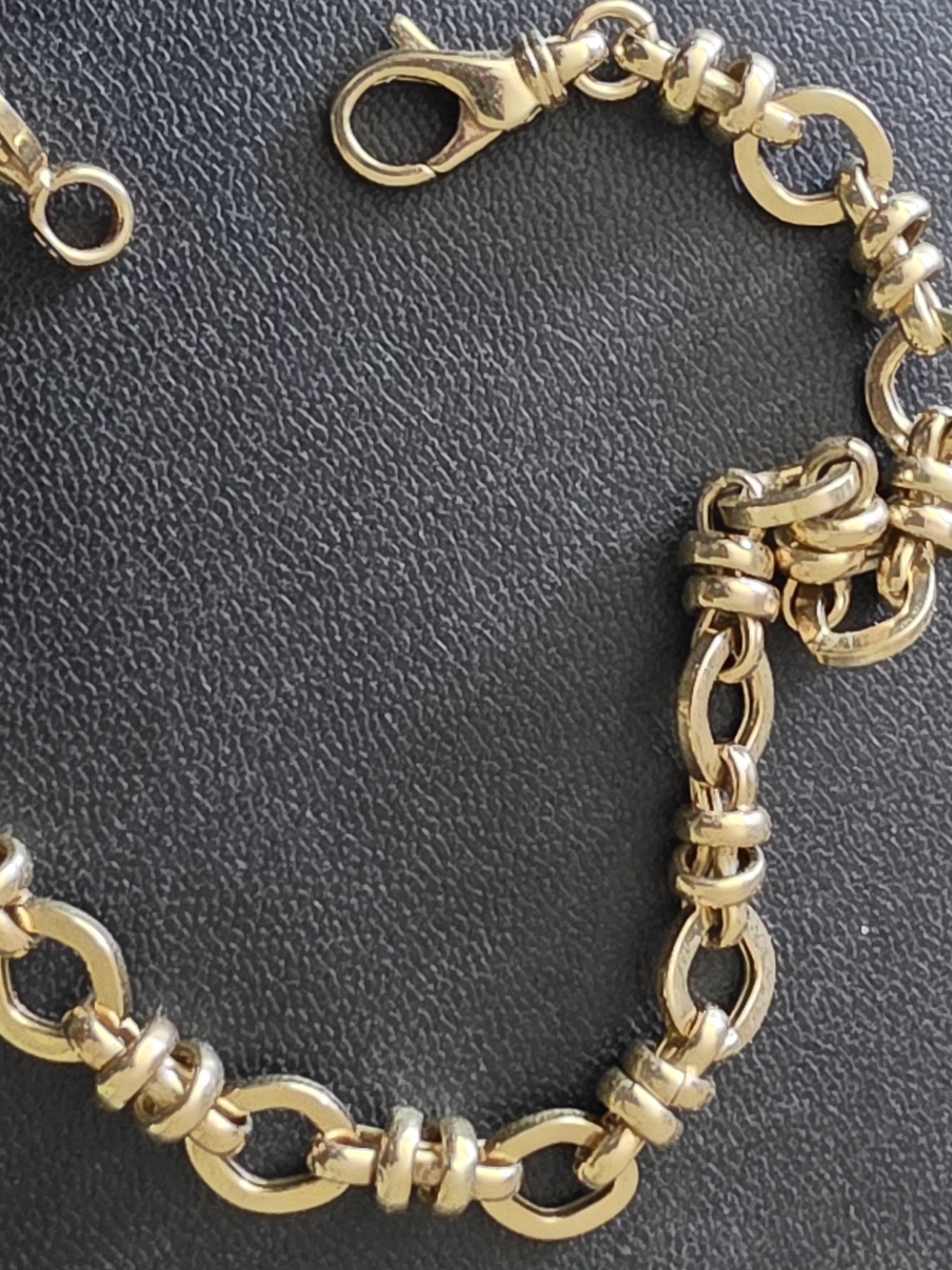 14kt Gold Link Chain Bracelet - Elegant Women's Jewelry